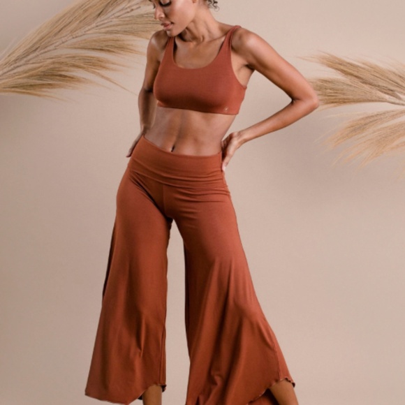 XS Indigo Luna Layla Flares Pants | Spice - Picture 2 of 8